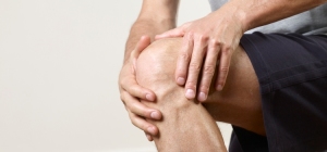 Опухли колени: причины, лечение
